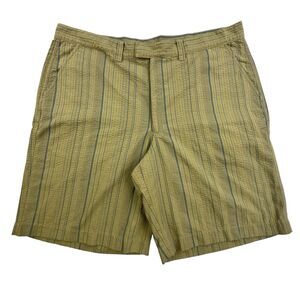 Patagonia Shorts Mens 38 Olive Green Textured Striped Outdoors Hiking Casual